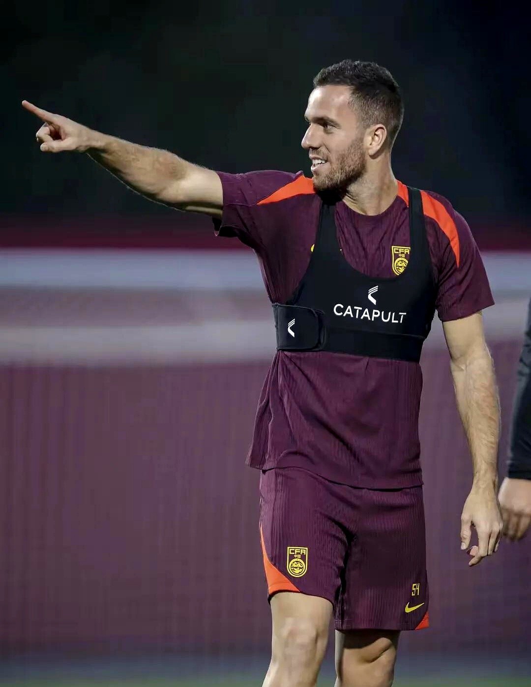 欧篮联倒计时，皇家马德里今晨绝杀压哨，细节引发关注，球迷炸锅，资深球员宣示担当的简单介绍